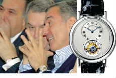 Đukanovićev sat - 106.000 evra Đukanovićev sat - 106.000 evra