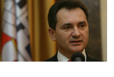 Đelić podnosi ostavku Đelić podnosi ostavku