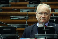 Korać:preti nam izolacija Korać:preti nam izolacija