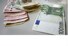 Evro - 115,237 dinara Evro - 115,237 dinara