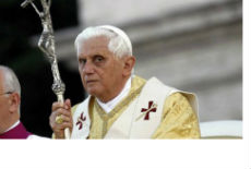 Papa se povlači Papa se povlači