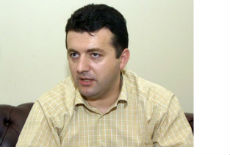 Dragaš optužio ministre Dragaš optužio ministre