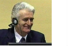 Karadžić tražio oslobađanje Karadžić tražio oslobađanje